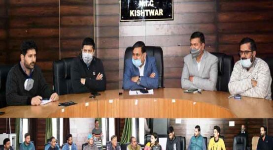 DC Kishtwar interacts with media persons at Kishtwar