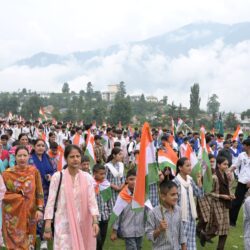 School Staff & Students participated in Tiranga Yatra in kishtwar